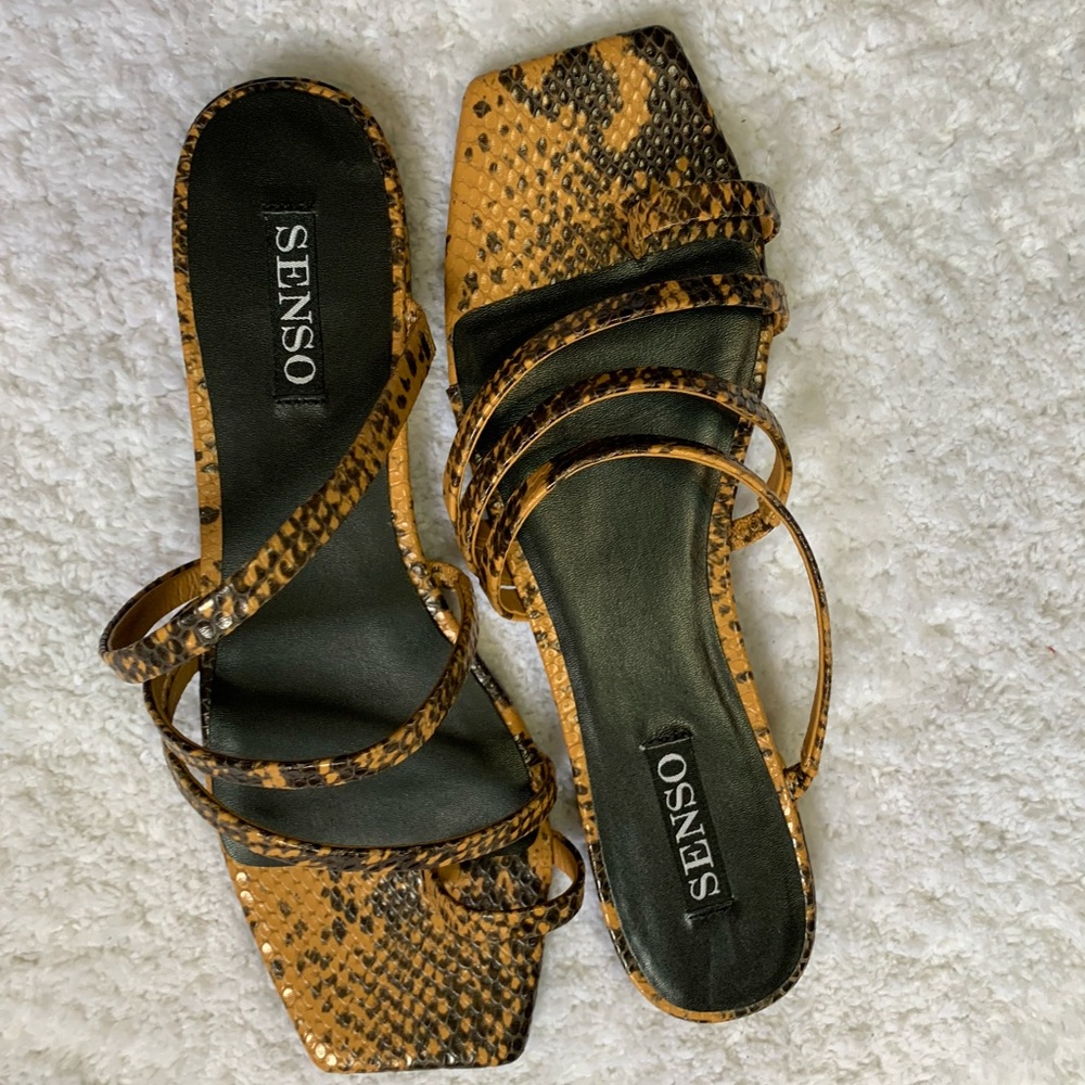 Patterned sandals Senso